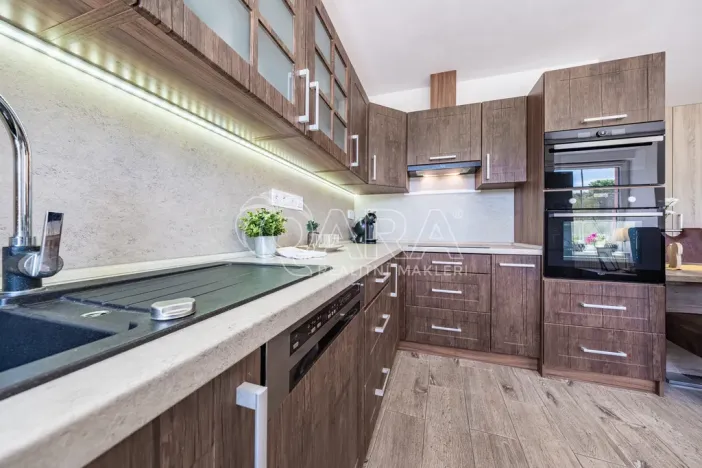 Prodej rodinného domu, Měrunice - Žichov, 186 m2