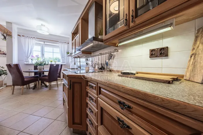 Prodej rodinného domu, Měrunice - Žichov, 186 m2