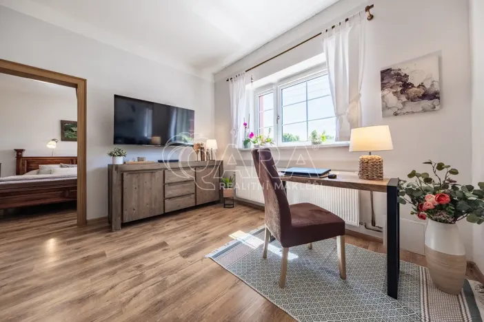 Prodej rodinného domu, Měrunice - Žichov, 186 m2