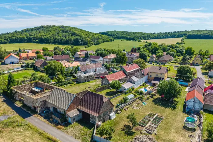 Prodej rodinného domu, Měrunice - Žichov, 186 m2