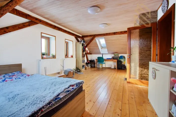 Prodej rodinného domu, Velemín - Dobkovičky, 240 m2