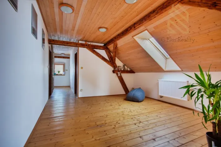 Prodej rodinného domu, Velemín - Dobkovičky, 240 m2