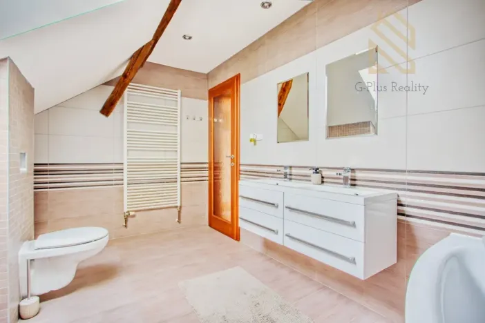 Prodej rodinného domu, Velemín - Dobkovičky, 240 m2