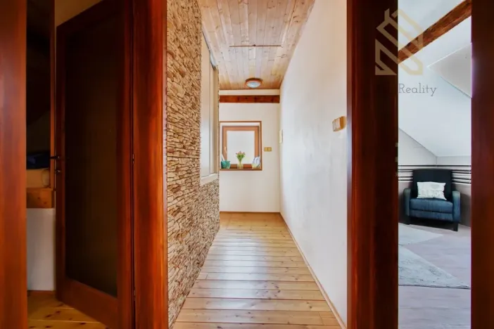 Prodej rodinného domu, Velemín - Dobkovičky, 240 m2