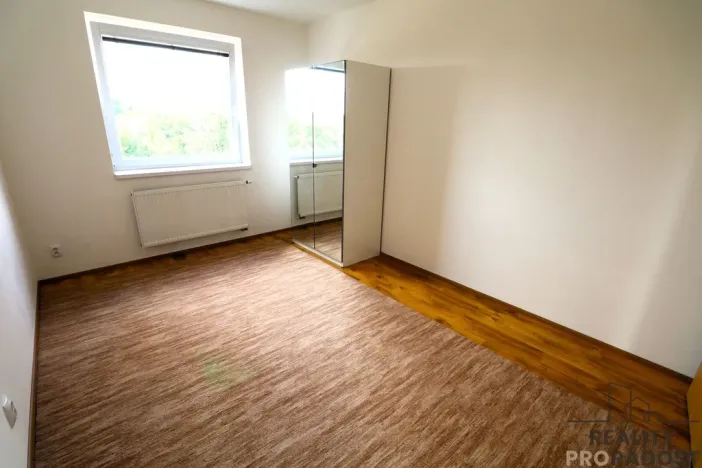 Pronájem bytu 2+kk, Brno - Žebětín, Novodvorská, 79 m2