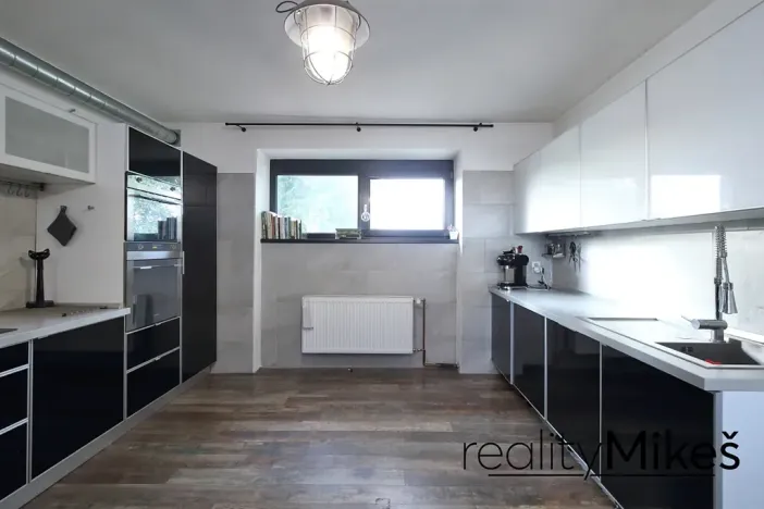 Prodej rodinného domu, Cetenov, 193 m2