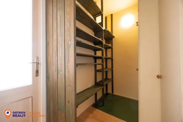 Prodej bytu 3+1, Olomouc - Hodolany, tř. Kosmonautů, 73 m2