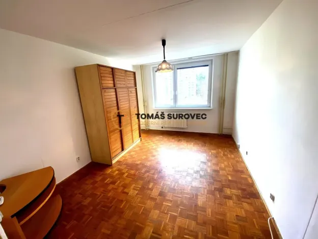 Pronájem bytu 1+kk, Zlín, L. Váchy, 29 m2