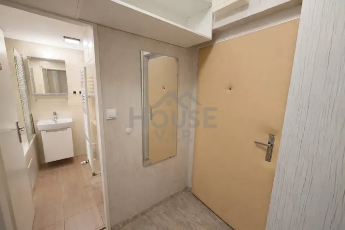 Prodej bytu 2+kk, Praha - Troja, Hnězdenská, 43 m2