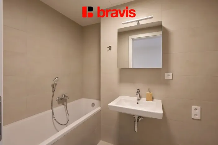 Pronájem bytu 2+kk, Brno - Komín, Bystrcká, 56 m2