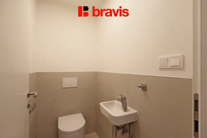 Pronájem bytu 2+kk, Brno - Komín, Bystrcká, 56 m2