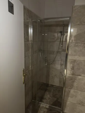 Pronájem kanceláře, Praha - Holešovice, Přístavní, 28 m2