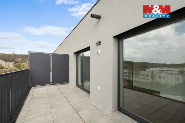 Prodej bytu 1+kk, Kladno - Dubí, Ke křížku, 51 m2