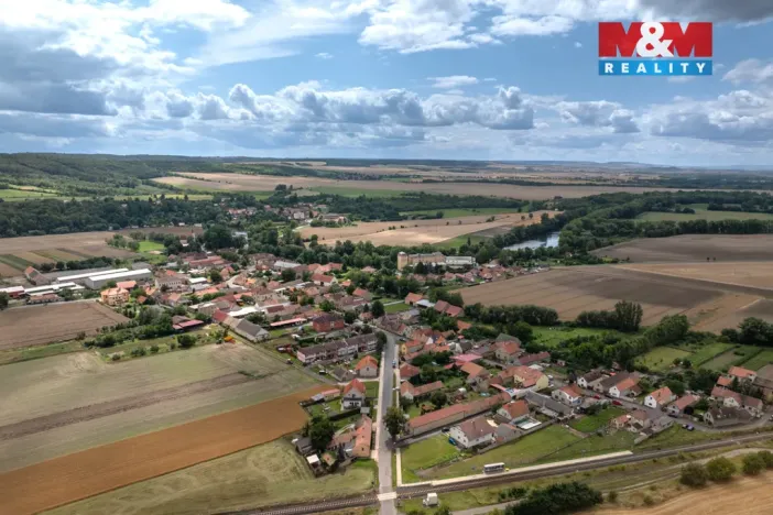 Prodej rodinného domu, Křesín, 141 m2