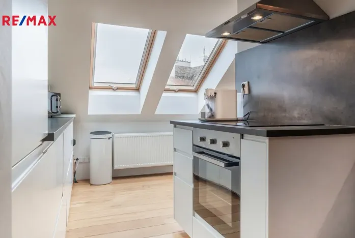 Pronájem bytu 3+kk, Praha - Nové Město, Masarykovo nábřeží, 130 m2