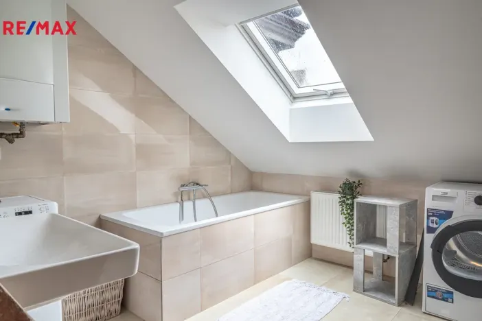 Pronájem bytu 3+kk, Praha - Nové Město, Masarykovo nábřeží, 130 m2