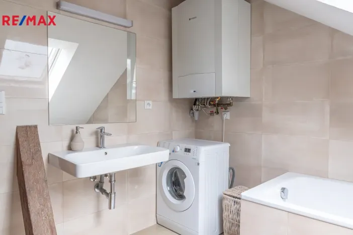 Pronájem bytu 3+kk, Praha - Nové Město, Masarykovo nábřeží, 130 m2