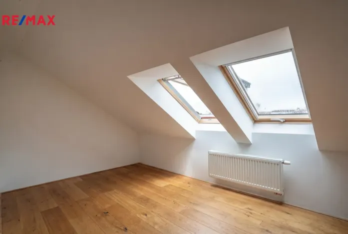 Pronájem bytu 3+kk, Praha - Nové Město, Masarykovo nábřeží, 130 m2