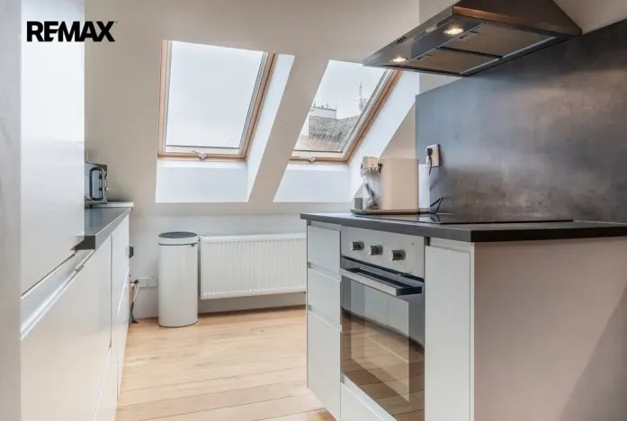 Pronájem bytu 3+kk, Praha - Nové Město, Masarykovo nábřeží, 130 m2