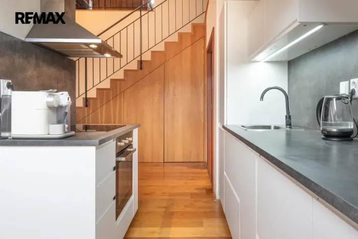 Pronájem bytu 3+kk, Praha - Nové Město, Masarykovo nábřeží, 130 m2