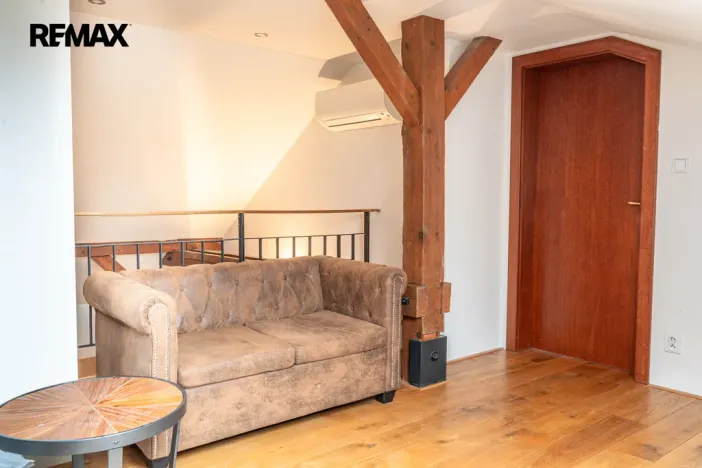 Pronájem bytu 3+kk, Praha - Nové Město, Masarykovo nábřeží, 130 m2