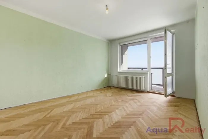 Prodej bytu 3+1, Karlovy Vary, Východní, 68 m2