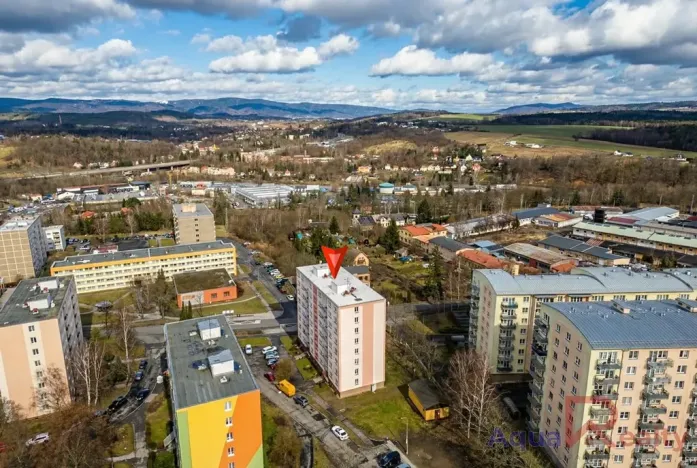 Prodej bytu 3+1, Karlovy Vary, Východní, 68 m2