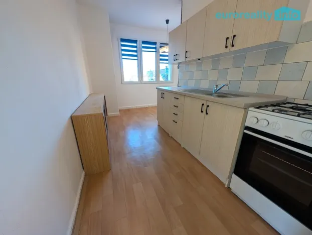 Pronájem bytu 3+1, Plzeň, Družby, 71 m2