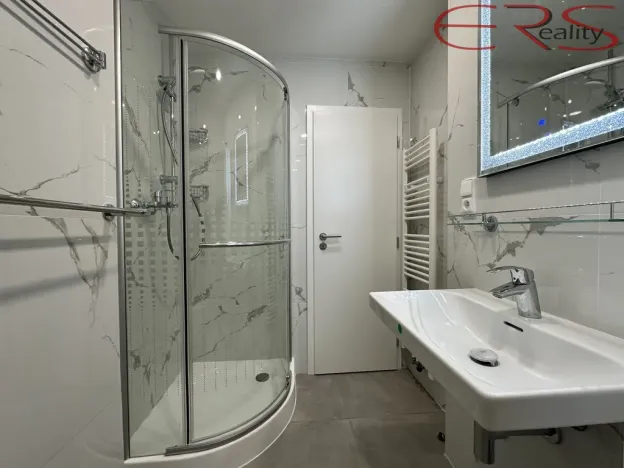 Pronájem bytu 1+kk, Jablonec nad Nisou, U Jeslí, 28 m2