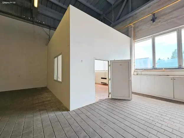 Pronájem skladu, Praha - Čakovice, 1463 m2