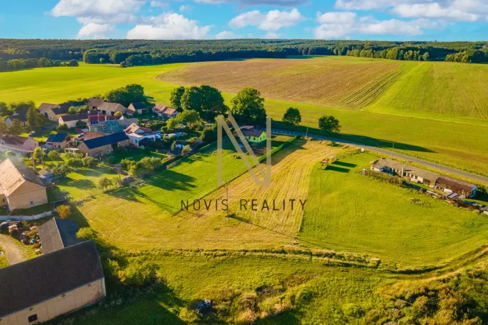 Prodej pozemku pro bydlení, Puclice, 3058 m2