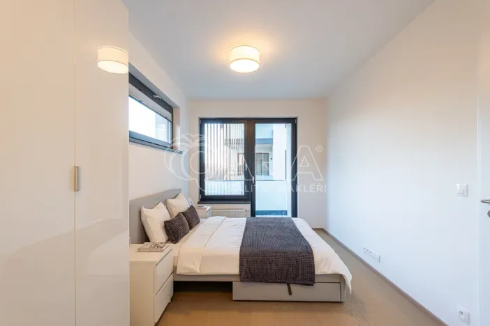 Pronájem bytu 2+kk, Praha, Azzoniho, 51 m2