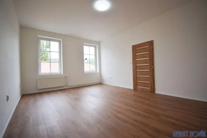 Pronájem bytu 2+kk, Ústí nad Labem - Krásné Březno, Drážďanská, 52 m2