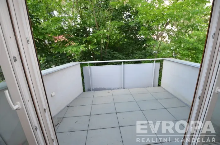 Pronájem atypického bytu, Praha - Hostivař, Na Plískavě, 47 m2