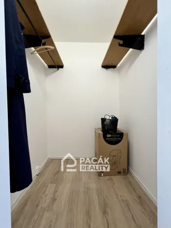 Prodej bytu 2+1, Olomouc, Nešporova, 57 m2