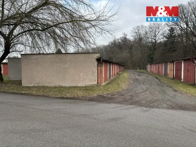 Pronájem garáže, Pardubice - Svítkov, 19 m2