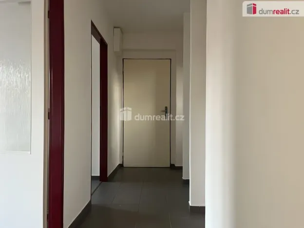 Pronájem bytu 3+1, Velvary, Chržínská, 60 m2