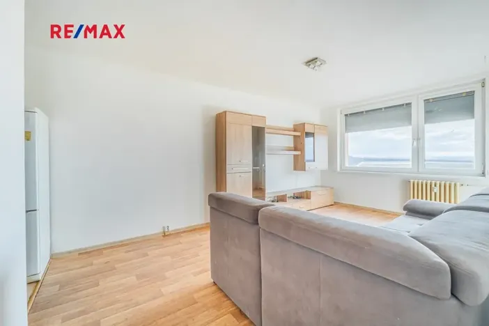 Prodej bytu 2+kk, Odolena Voda, Dolní náměstí, 43 m2