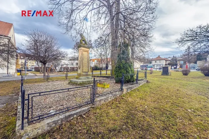 Prodej bytu 2+kk, Odolena Voda, Dolní náměstí, 43 m2