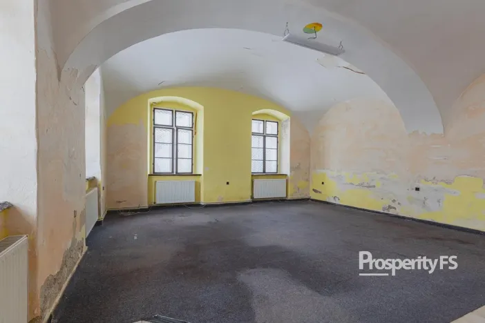 Prodej bytu 2+kk, Hostinné, Dolní brána, 38 m2