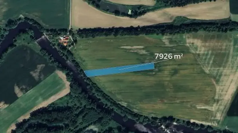 Prodej podílu pole, Štěkeň, 1981 m2