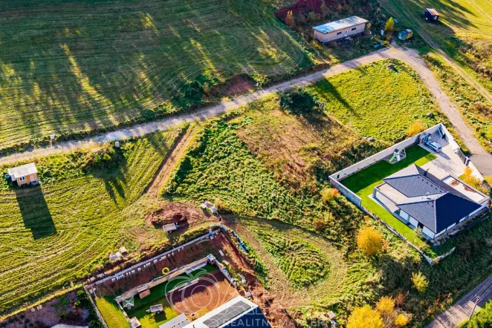 Prodej pozemku pro bydlení, Náchod, V Kalhotách, 873 m2