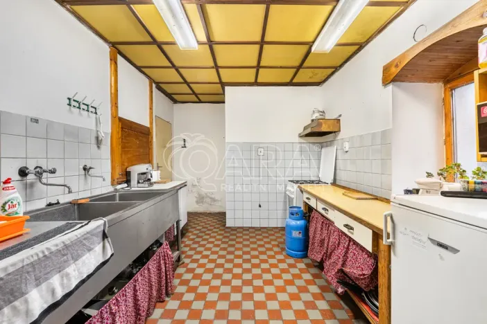 Prodej komerční nemovitosti, Česká Skalice - Spyta, 392 m2