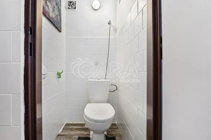 Prodej komerční nemovitosti, Česká Skalice - Spyta, 392 m2