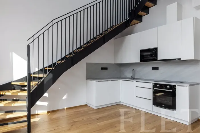 Pronájem bytu 2+kk, Praha - Nusle, Vrtbova, 54 m2