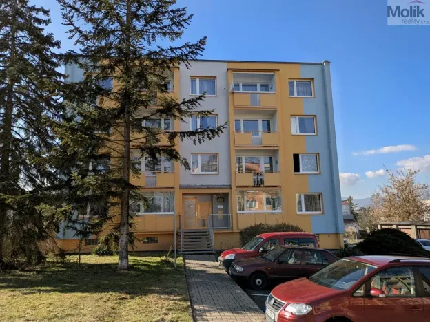Prodej bytu 3+1, Teplice - Trnovany, Gagarinova, 70 m2