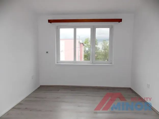 Pronájem bytu 3+1, Zlonice, Pippichova, 75 m2