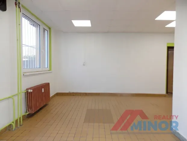 Pronájem obchodního prostoru, Slaný, Vikova, 101 m2