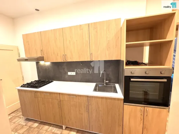 Pronájem bytu 2+kk, Praha - Vinohrady, Kouřimská, 49 m2