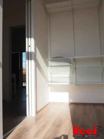 Pronájem bytu 1+kk, Brno - Přízřenice, Moravanská, 35 m2